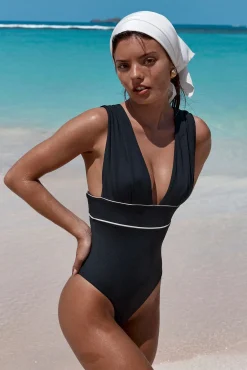 Aruba One Piece - Black/Ivory