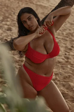 Capri Thong - Chili Pepper Crinkle