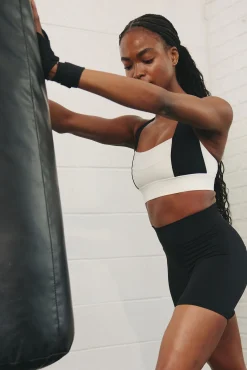 Griffith Short 6.25" - Black